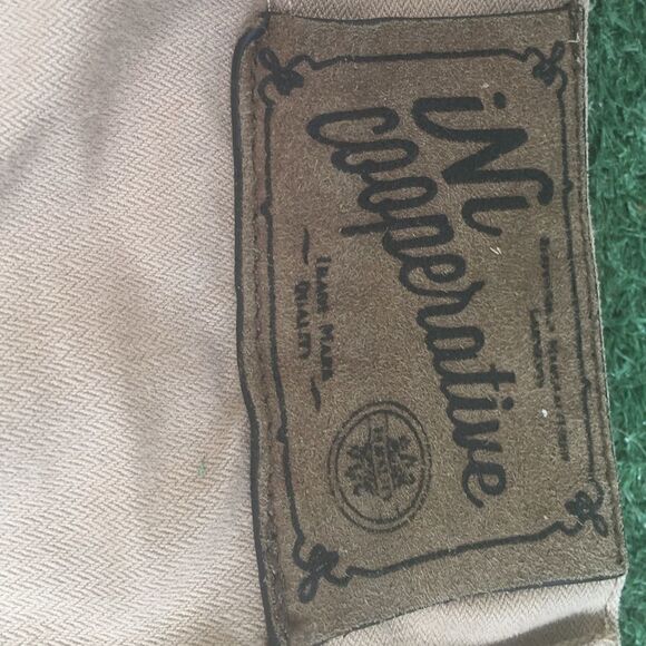 i.n.i. Cooperative Khaki shorts  - Picture 4 of 7